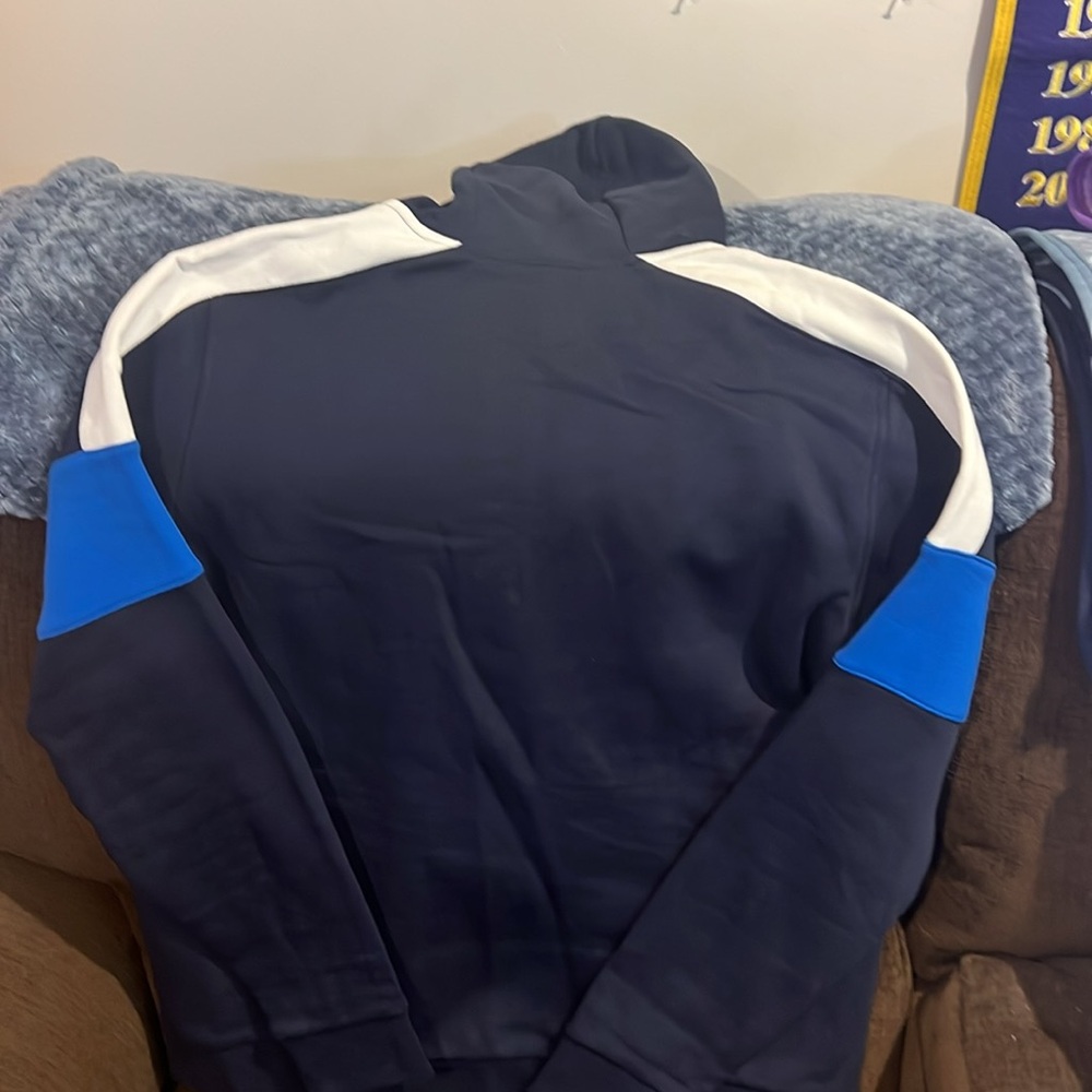 Lacoste Navy Blue Hoodie with White and Blue Accents - Picture 8 of 8